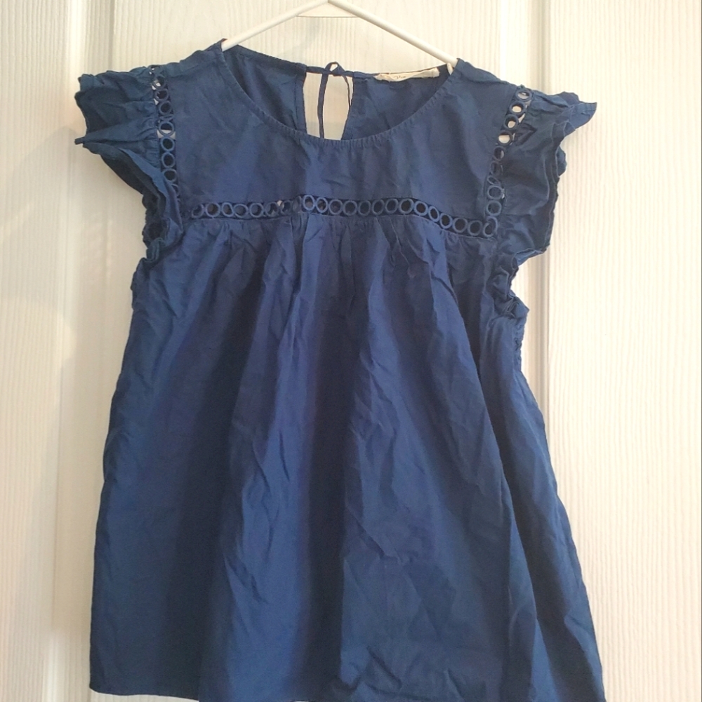 La Ven  navy blue tie-back top sz M